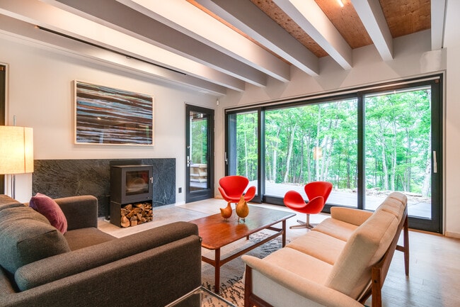 Photo - 40 Russells Hill Rd