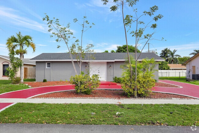 Building Photo - 8211 NW 45th Ct Rental