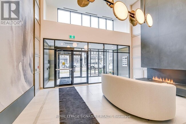 Photo - 3285 Carding Mill Trail Unit 404