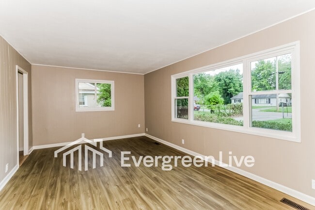 Photo - 8661 Neptune Dr