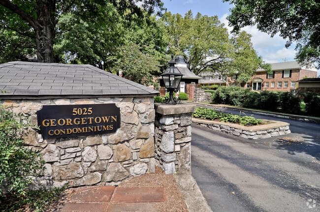 Building Photo - 5025 Hillsboro Pike Unit 23T Rental