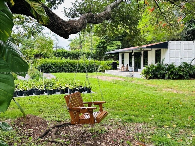 Building Photo - 16470 SW 234th St Rental