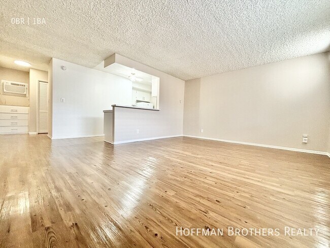 Photo - 17821 Sherman Way Unit 12