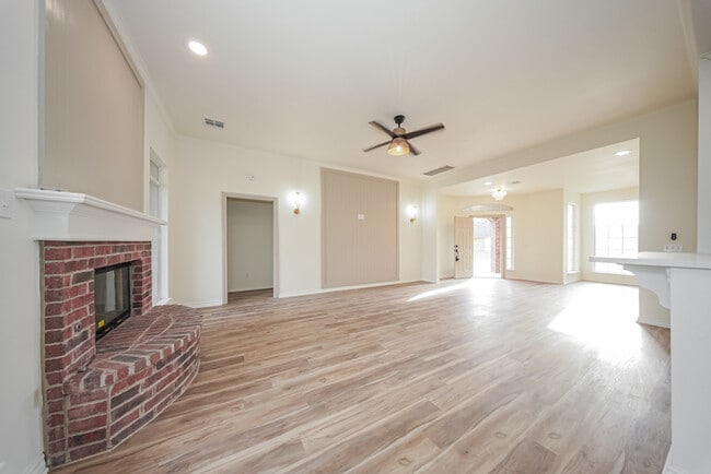 Photo - 11601 Hackney Ln