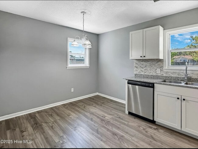 Photo - 1602 Forbes Ct