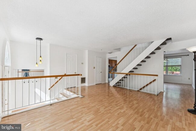 Photo - 4117 Waterbuck Way