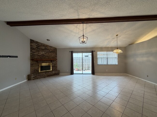 Photo - 3 Bed/2 Bath