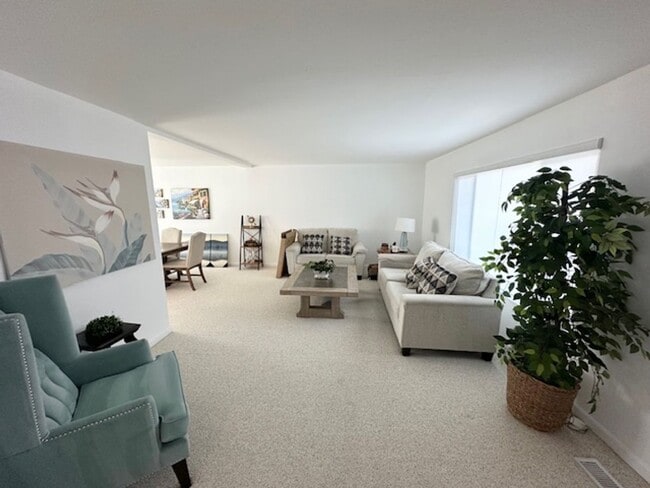 Photo - San Ramon 5 bed / 2.5 bath, desirable neighborhood single story, large backyard, Top rated school...