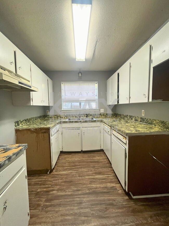 Photo - 2830 Louisiana Ave Unidad #11