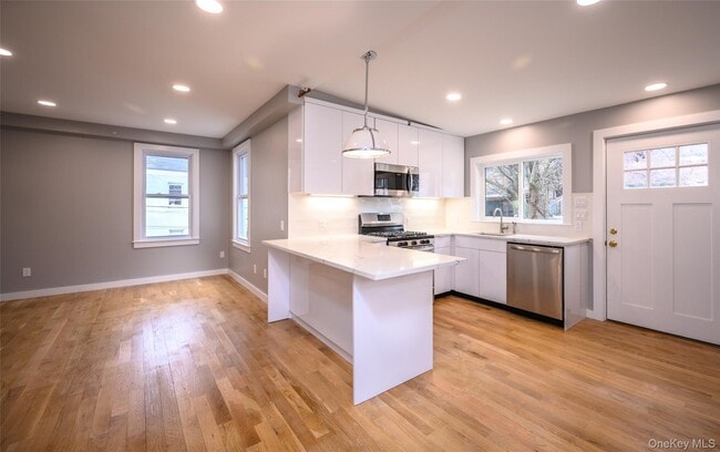 Photo - 86 Main St Unit 4