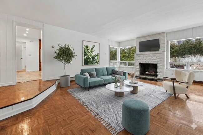 Photo - 52 Knickerbocker Rd