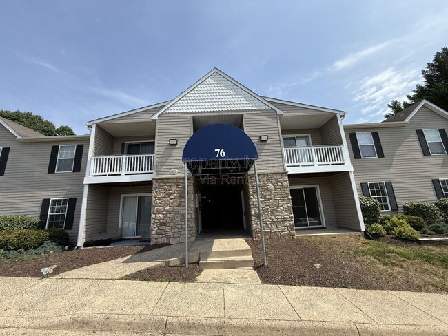 Building Photo - 76 Red Maple Ct Unit 100