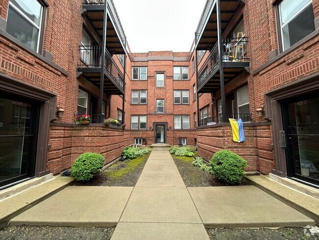 Building Photo - 1621 W Wallen Ave Unit 2 Rental