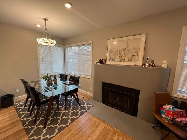 Photo - 2548 Virginia St