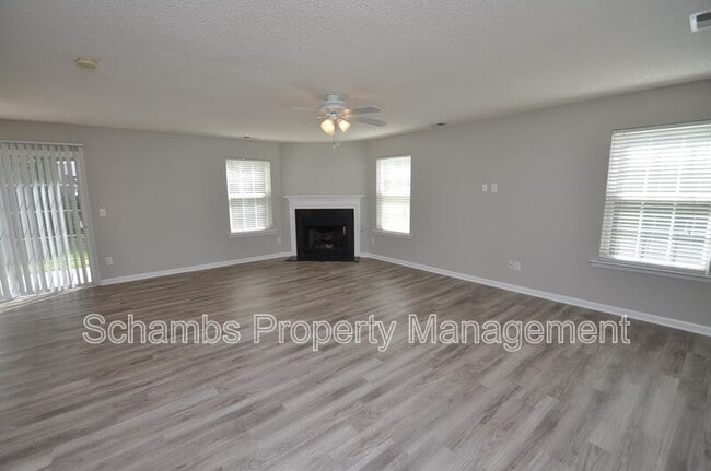 Photo - 5909 Rivercliff Ct