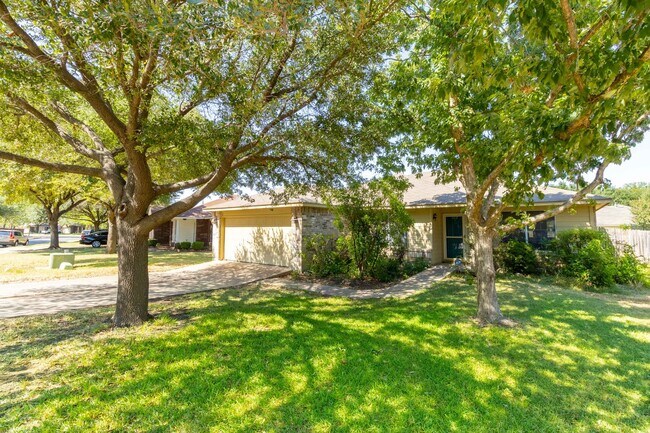 2557 Vernell Way