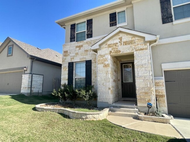 Photo - 217 Birkshire Dr