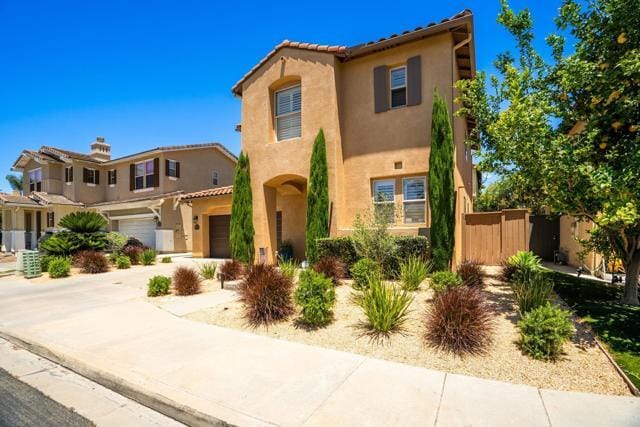 Photo - 2175 Honeybee St