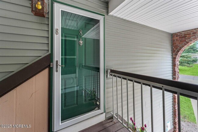 Photo - 19 Augusta Ct Unit 8