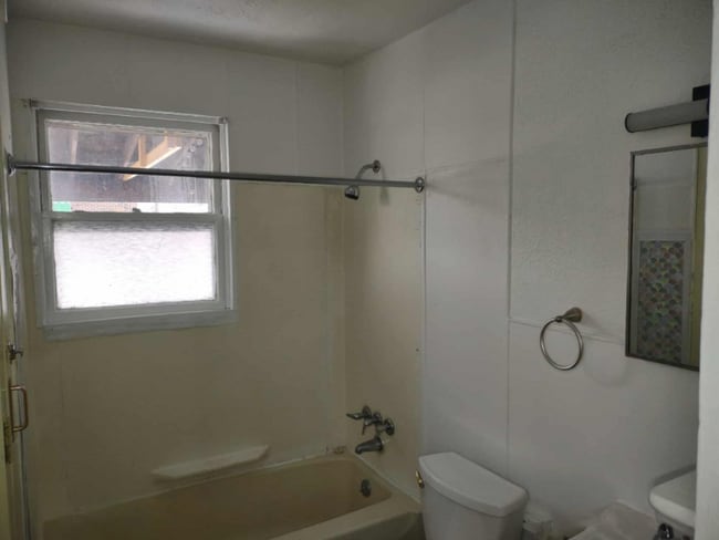 Photo - 500 Center Ave Unit 2