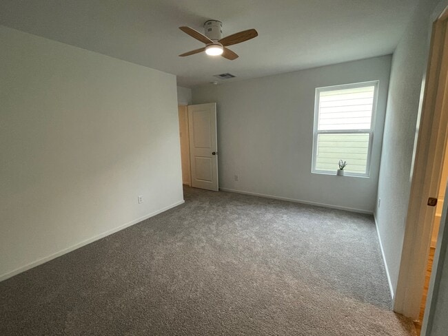 21470 Carosella Dr