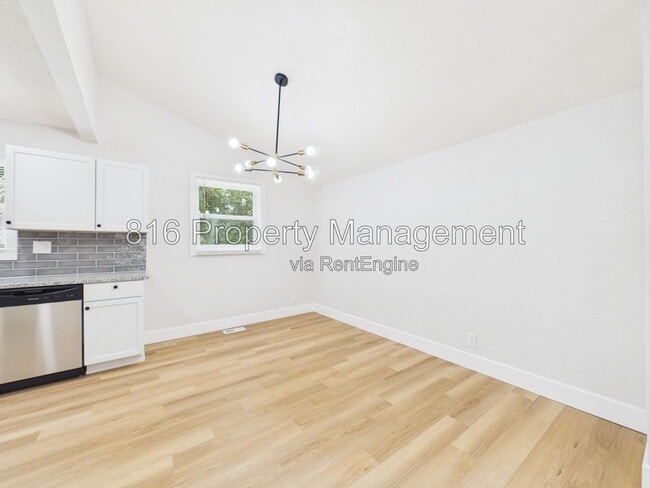Photo - 9524 Manning Ave Unit 9520