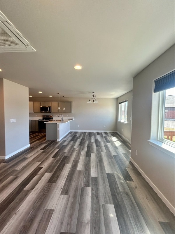 Photo - 610 Mead Ave