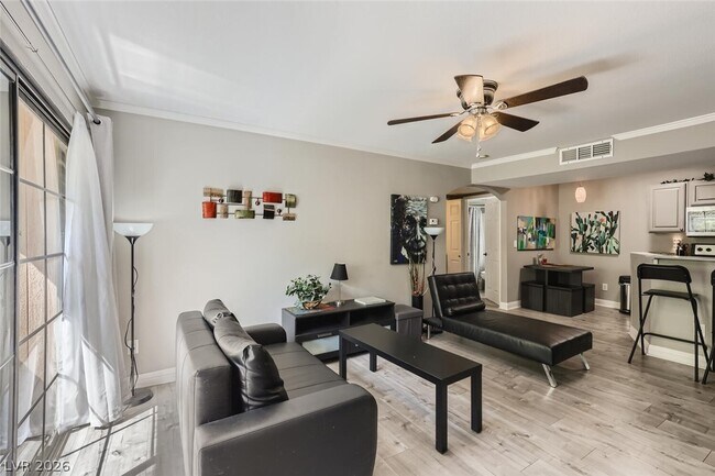 Photo - 5146 S Jones Blvd Unidad 207