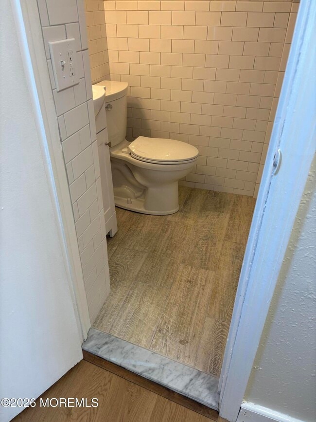 Photo - 114 Heck Ave