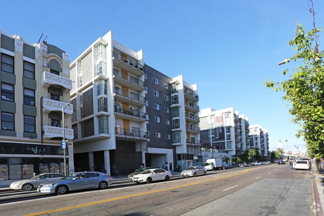 5550 Hollywood