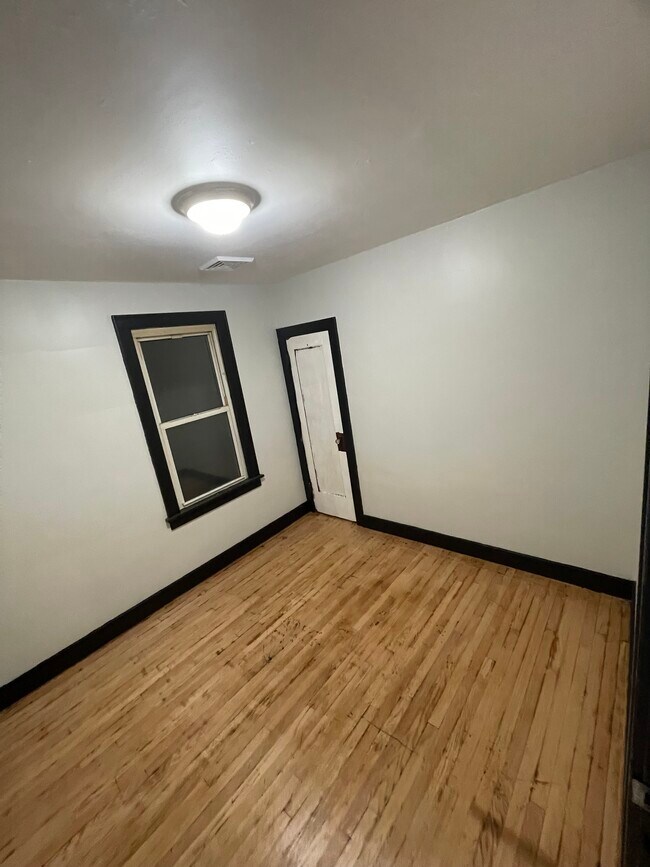 Photo - 275 3rd St Unit 2