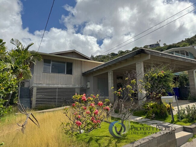 Palolo - 4 Bedroom 2 Bath House - Availabl... - Palolo - 4 Bedroom 2 Bath House - Availabl...