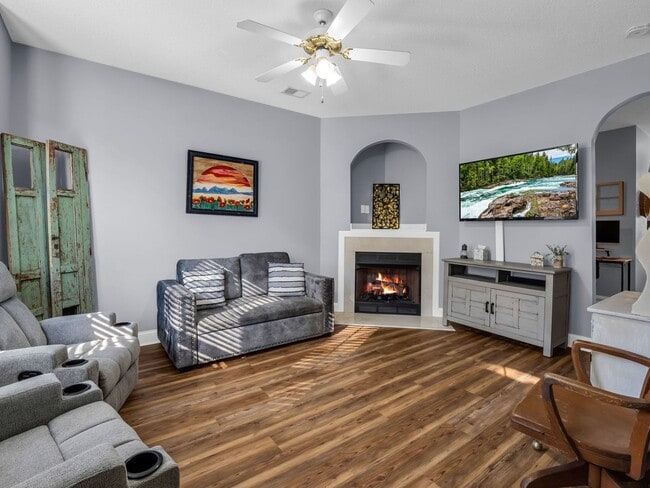 Photo - Cute- two bedroom townhome