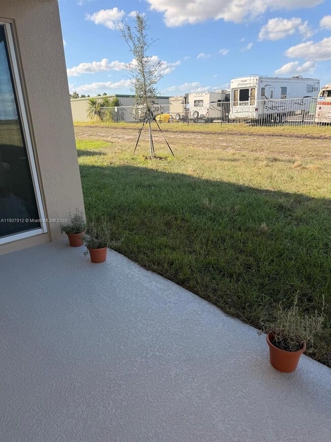 Photo - 632 Taylor Grvs St