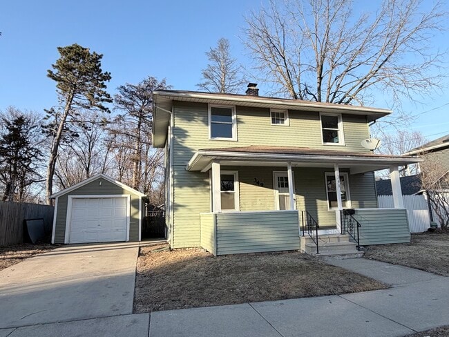 Building Photo - 349 W Illinois Ave