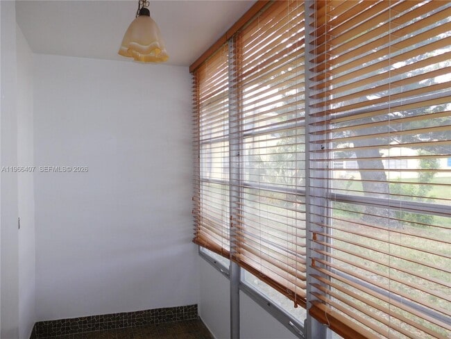 Photo - 2815 NE 201st Terrace Unit L102