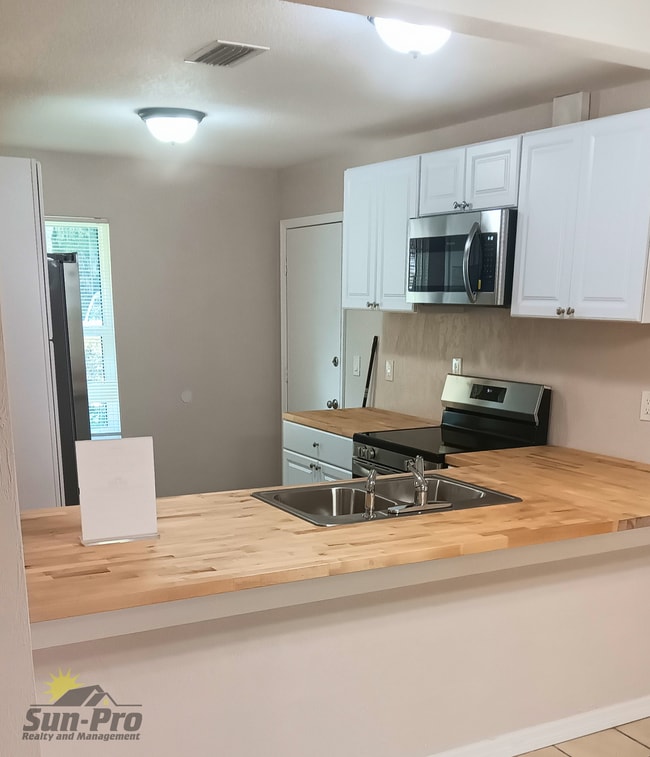 Photo - 1032 W Samms Ave