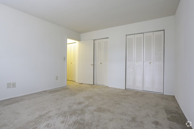 Pine Hill Apartments