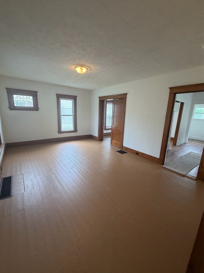 316 Bonnie Brae Ave SE
