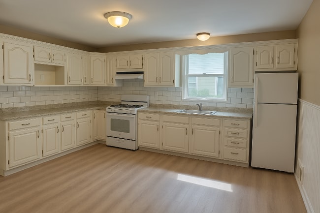 Building Photo - 42 Termine Ave Rental
