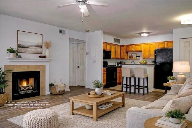 Photo - 320 Black Oak Ct Unit 106