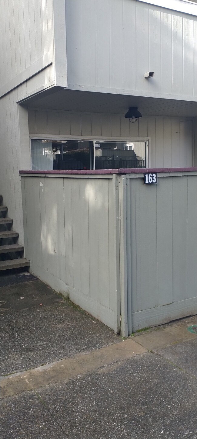 Photo - 1333 N Camino Alto Unidad 163