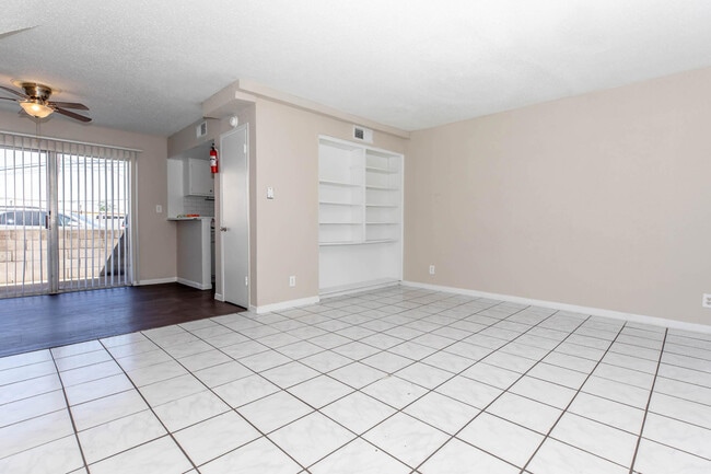 Woods of Spring Grove Apartments