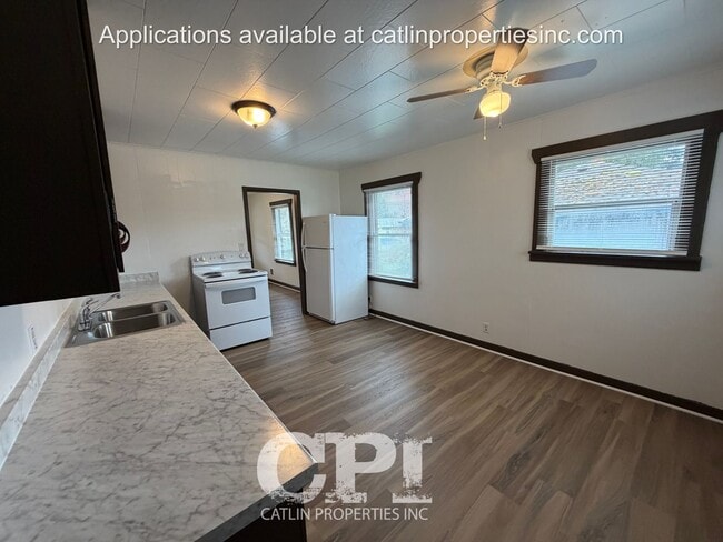 Photo - 1213 Ross Ave