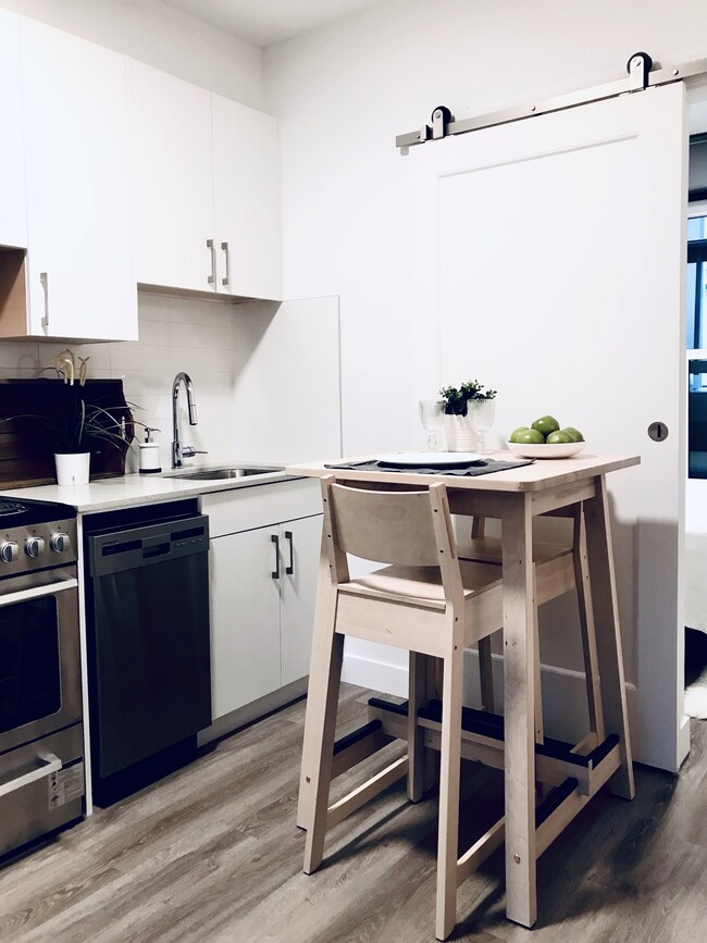 Photo - Bright, Cozy Junior One Bedroom in Grandview Woodlands Unit 103