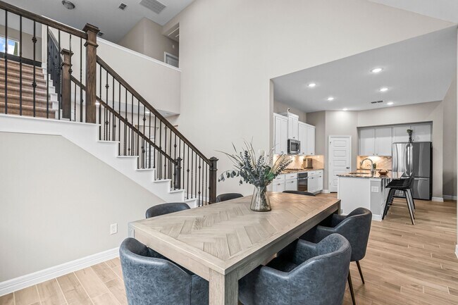 Photo - 4106 Sherman Oak Ln