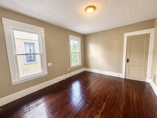 874-874 Elm St Unit 2