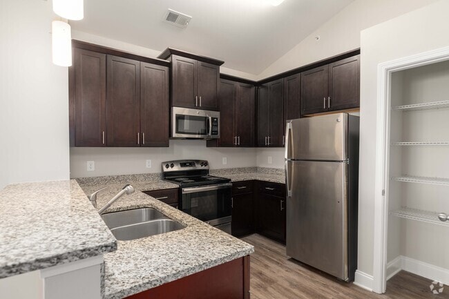 2BR, 2BA - 1,232SF Summer - Keystone At Mebane Oaks