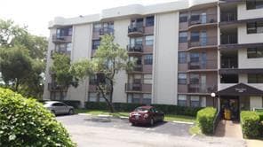 Building Photo - 2701 Riverside Dr Unit 105-B