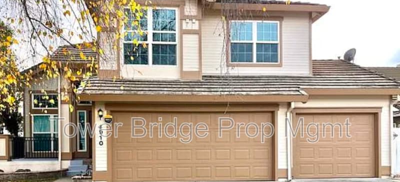 Photo - 4910 Harrow Dr